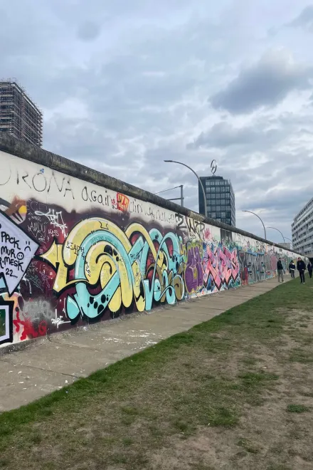 5d9f5c35 6b59 4cc3 9696 9dc611245d30 v2