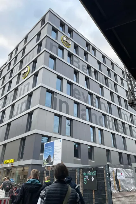 87f2cc1f 6c8c 463a b757 89cb1e19c1ce v2